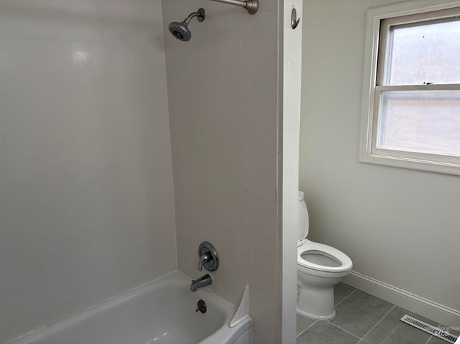 1715 S 10 Th Ave, House other with 3 bedrooms, 2 bathrooms and 2 parking in Caldwell ID | Image 11