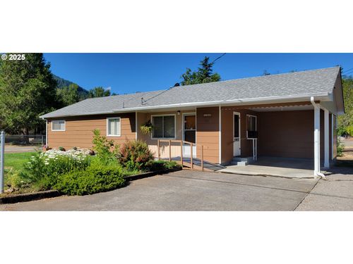 76376 River Rd, Oakridge, OR, 97463-9507 | Card Image