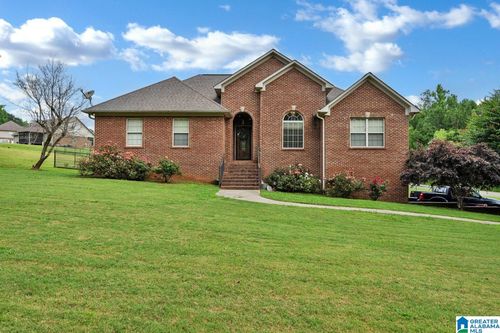 1053 Armstrong Loop, Hayden, AL, 35079-5546 | Card Image