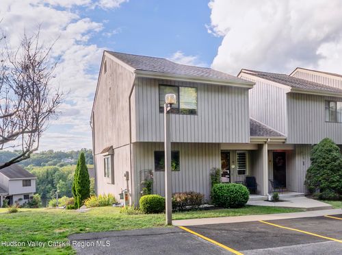 41 Rondout Hbr, Port Ewen, NY, 12466-5002 | Card Image