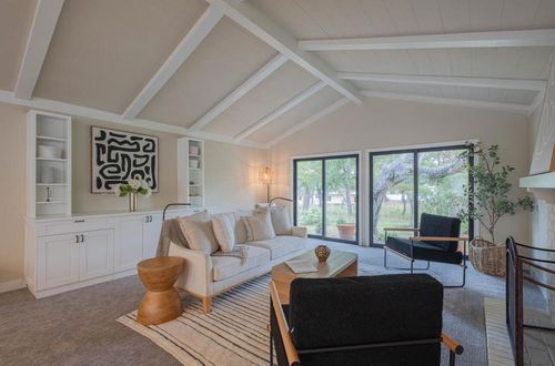 52 Country Club Gate, Pacific Grove, CA, 93950-5034 | Card Image