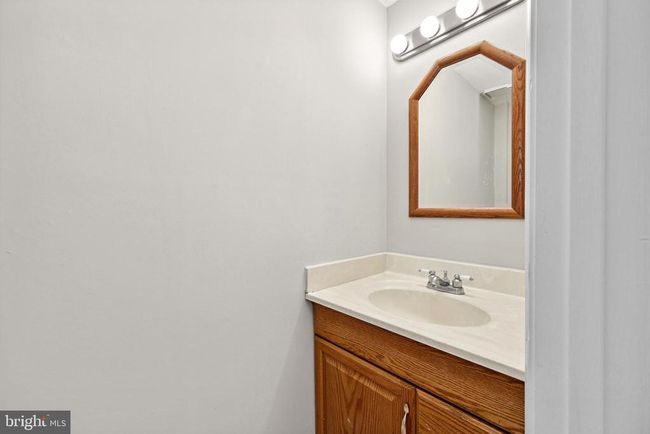 7923 Brighton Way, Townhouse with 3 bedrooms, 2 bathrooms and null parking in MANASSAS VA | Image 15