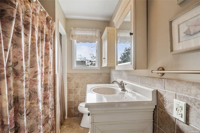 14 Croydon Dr, House other with 4 bedrooms, 2 bathrooms and null parking in Bellmore NY | Image 21