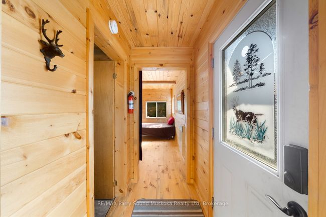 1099 Bunny Trail, House other with 6 bedrooms, 2 bathrooms and 10 parking in Dunchurch ON | Image 22