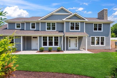 46 Plainview Rd, Woodbury, NY, 11797-2834 | Card Image