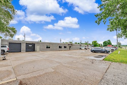 3-6810 34th Street Ct, Moline, IL, 61265-9740 | Card Image