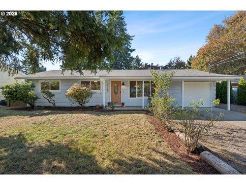9035 Se 42nd Ave, Milwaukie, OR, 97222-5666 | Card Image