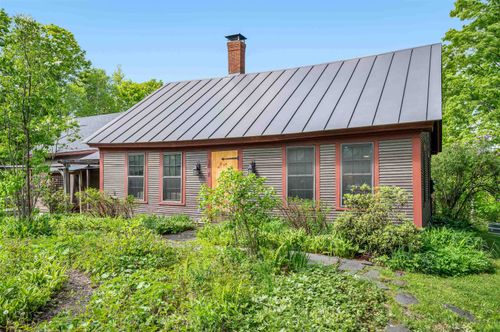 2818 Vt Route 65, Brookfield, VT, 05036-9577 | Card Image