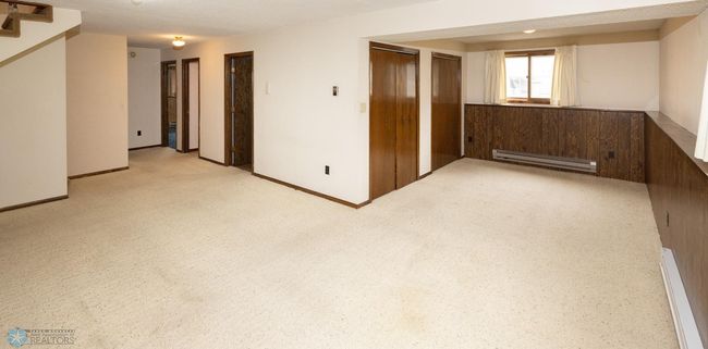 Family Room | Image 26