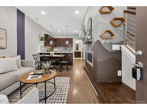 2132 Decatur St, Denver, CO, 80211-5126 | Card Image