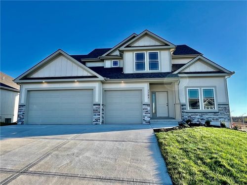 2189 Heritage Ave, Kansas City, MO, 64136 | Card Image