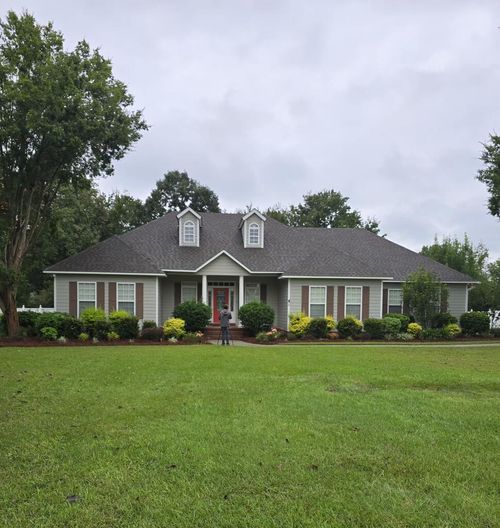 5608 Barber Cir, Hahira, GA, 31632-2499 | Card Image