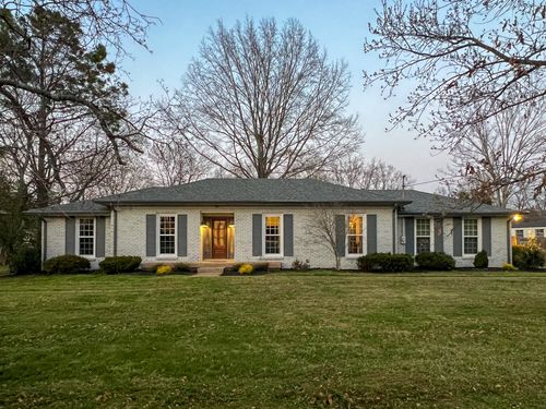 1004 Chapel Ct, Franklin, TN, 37069-4617 | Card Image