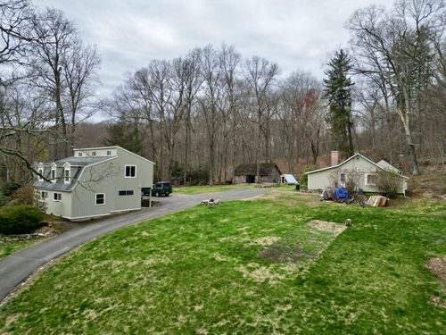 90 Weekeepeemee Rd, Bethlehem, CT, 06751-1913 | Card Image