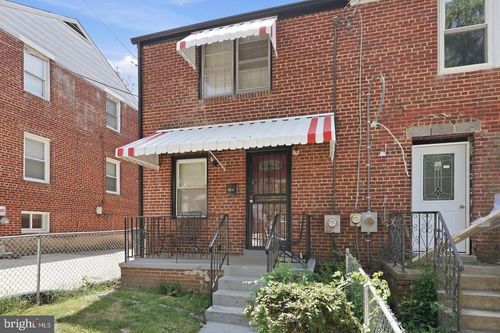 3426 24th St Se, WASHINGTON, DC, 20020-1902 | Card Image
