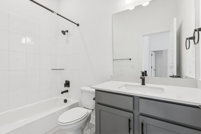 2nd Closet | Image 15