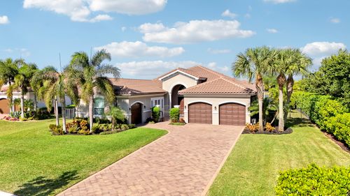 7754 Maywood Crest Dr, Palm Beach Gardens, FL, 33412-2477 | Card Image