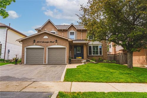 3217 Sovereign Rd, Burlington, ON, L7M2V7 | Card Image