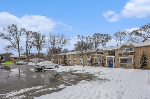 unit-20-417 Parkdale Ave, Rochester, MI, 48307-1632 | Card Image