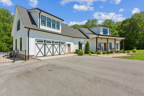 1930 Williams Rd, Lafayette, TN, 37083-4408 | Card Image