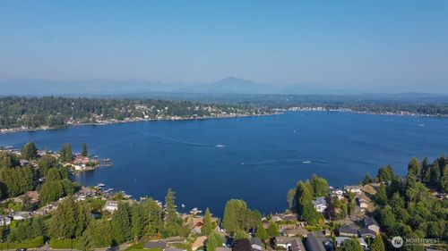 1242 93rd Dr Ne, Lake Stevens, WA, 98258-3415 | Card Image