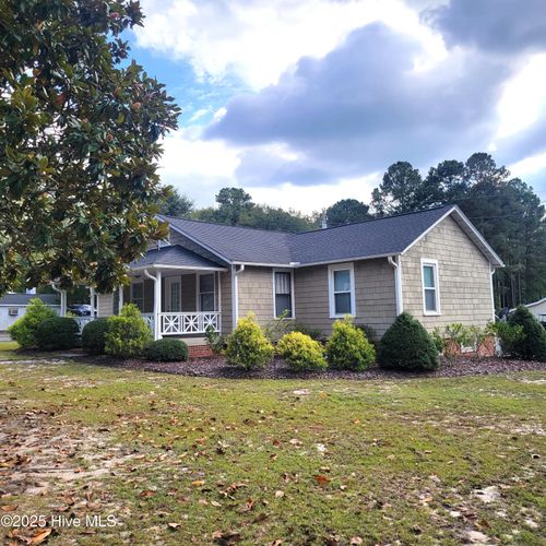 3628 Murdocksville Rd, West End, NC, 27376-8835 | Card Image