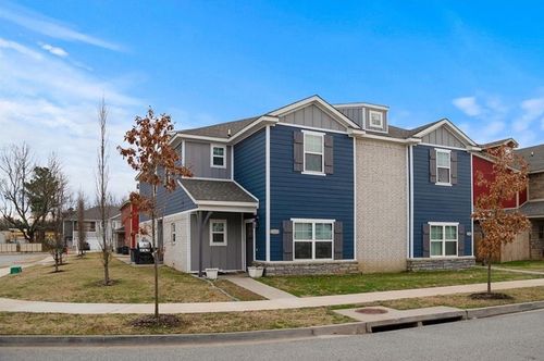 4073 W Santa Maria Ln, Fayetteville, AR, 72704-7153 | Card Image