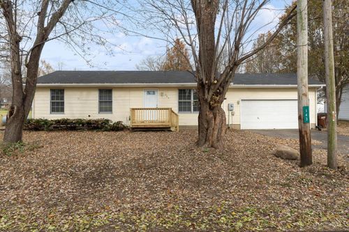 143 Grant St, Harveysburg, OH, 45032-7202 | Card Image