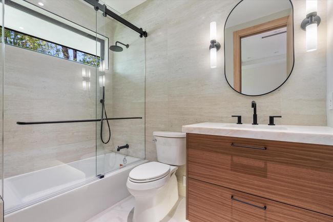 2265 Ne 30 Th Ct, House other with 4 bedrooms, 5 bathrooms and null parking in Lighthouse Point FL | Image 31