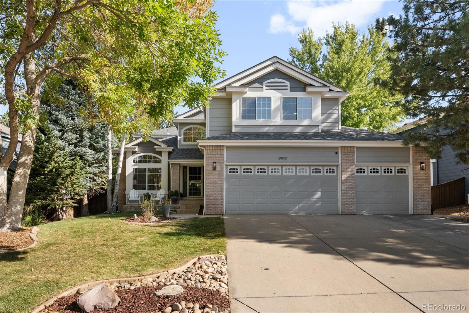 Silver Maple Rd, Highlands Ranch, CO 80129
