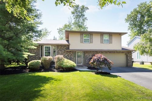 131 Shady Grove Dr, East Amherst, NY, 14051-1609 | Card Image