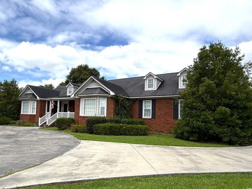 626 Camelot Rd, Lake City, SC, 29560-4002 | Card Image