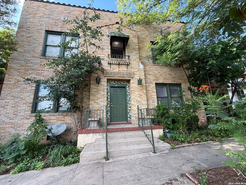 11-327 W Huisache Ave, San Antonio, TX, 78212-3204 | Card Image