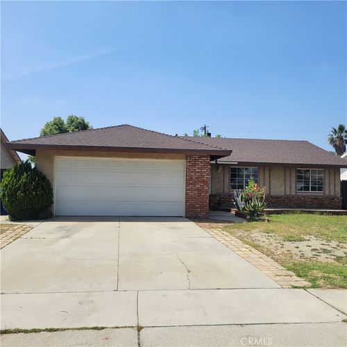 17435 Ramona Ave, Fontana, CA, 92336-2228 | Card Image
