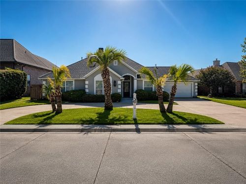 1106 Clipper Dr, Slidell, LA, 70458-5551 | Card Image