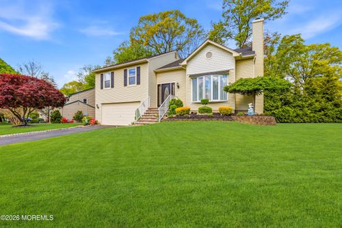 56 Sami Dr, Howell, NJ, 07731-2912 | Card Image
