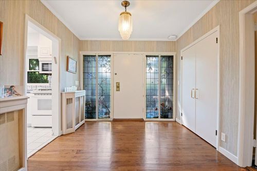 235 Ocean Ave, Lawrence, NY, 11559-2008 | Card Image