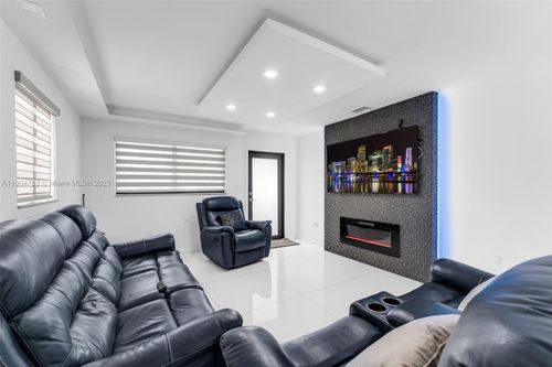 10364-10364 Sw 6th St, Miami, FL, 33174-1770 | Card Image