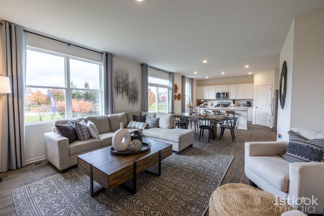 7692 W 105 Th Pl, Home with 4 bedrooms, 3 bathrooms and null parking in Saint John IN | Image 9