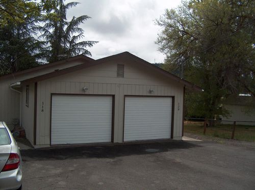 118 Nevada St, Klamath Falls, OR, 97601-2067 | Card Image