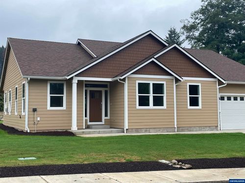 195 Ne Santiam Pointe Lp, Mill City, OR, 97360 | Card Image