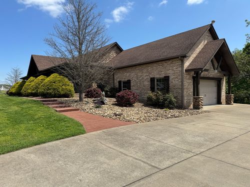375 Autumn Ridge Ln, Lafayette, TN, 37083-3682 | Card Image