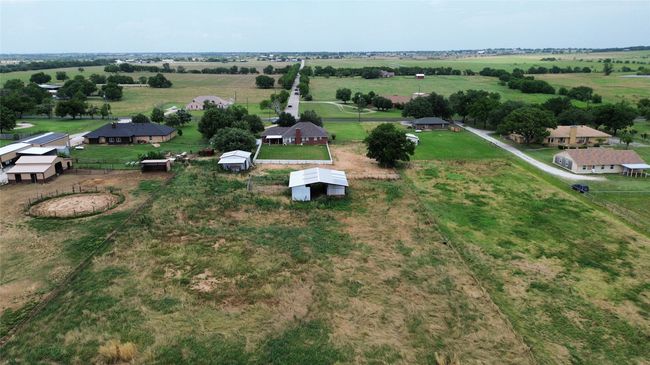 6813 Gregg Rd, House other with 3 bedrooms, 2 bathrooms and null parking in Krum TX | Image 25