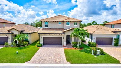 6873 Langdon Way, House other with 5 bedrooms, 4 bathrooms and null parking in Lake Worth FL | Image 2