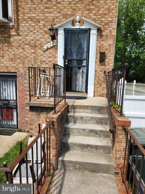 4412 Lee St Ne, WASHINGTON, DC, 20019-3833 | Card Image