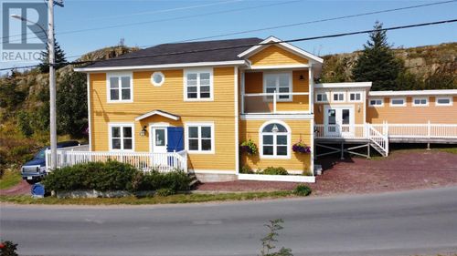 491 Water St, Bay Roberts, NL, A0A1G0 | Card Image