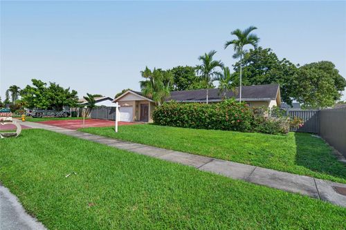 13217 Sw 44th Lane, Miami, FL, 33175 | Card Image