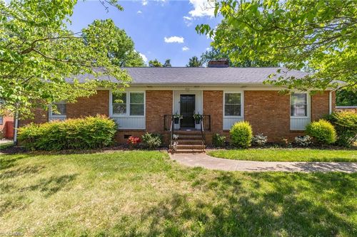 2503 Fairway Dr, Greensboro, NC, 27408-7703 | Card Image