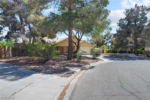 4412 Cayuse St, North Las Vegas, NV, 89031-2114 | Card Image