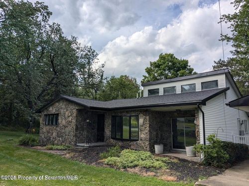 412 Griffin Pond Rd, South Abington Township, PA, 18411-9721 | Card Image